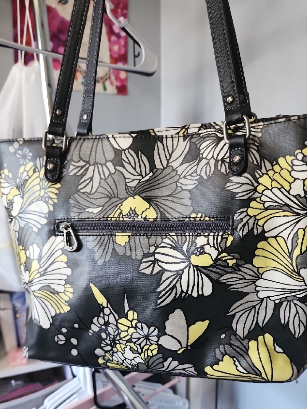 Sakroots Black Floral Tote with Yellow and Gray Blooms New No Tags - Picture 4 of 13